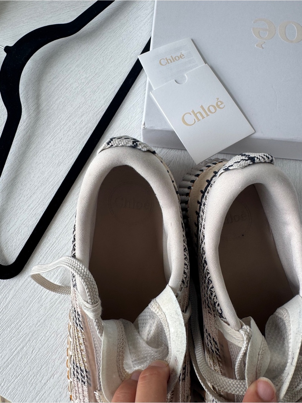Chloé nama Beige and White Woven-Trim Sneakers - Picture 10 of 10